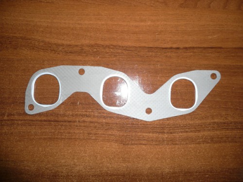 Uszczelka pod kolektor wydechowy Case International 711099R1