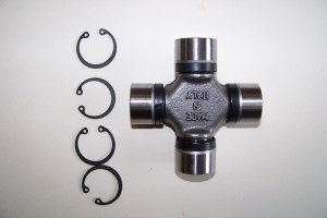 Krzyżak półosi  27x81,5mm Fiat Ford New Holland 