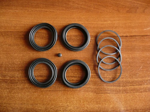 Zestaw uszczelnień cylinderka hamulcowego Renault 7701025829