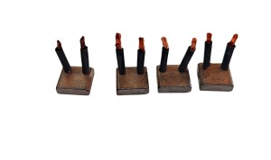 ZESTAW CZTERECH SZCZOTEK 8x25x23 mm