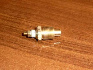 Czujnik temperatury FORD 3900 7600 D5NN10884A