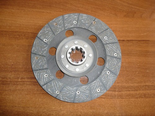 Tarcza sprzęgłowa Massey Ferguson 86 685 1770812M1