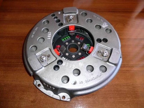 Sprzegło John Deere docisk sprzegła + tarcza KAWE AL120024 AL23095