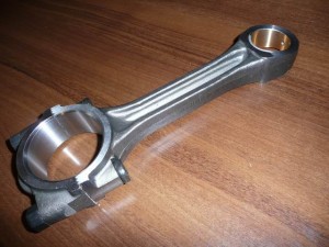 Korbowod silnika MF Massey Ferguson Lanidni 3637028m91 ZZ90013