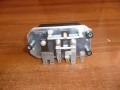 Regulator napięcia Ford 81824174 D0NN10505B
