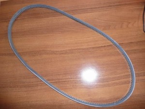 MF Massey Pas napędu pompy wodnej alternatora