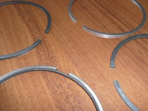 Pierscienie tłokowe MF Massey Ferguson Claas Landini 4181A009