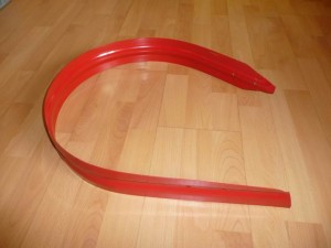 Prowadnica podbieracza prasy MF Massey Ferguson 120 128 10/8 15/8 20/8