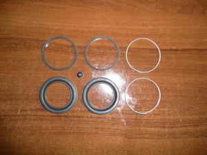 Zestaw naprawczy cylinderkal Fendt Favorit 611 F284100070010