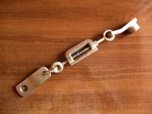 Stabilizator podnośnika ramion Massey Ferguson 135 1863220M91 1863220M93