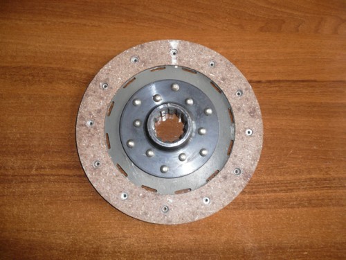  Tarcza sprzęgłowa CARRARO Spa Motore 195 1445