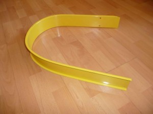 Prowadnica podbieraka prasy JOHN DEERE 224