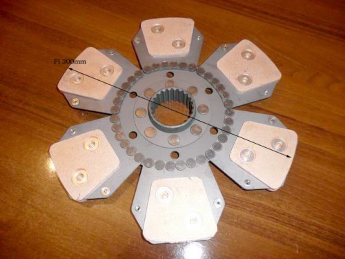Tarcza sprzeglowa MF Massey Ferguson 3670 3713264M91 3580946M2