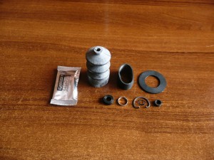 Zestaw naprawczy pompki hamulcowej Fendt Farmer 80394897, X800120510010