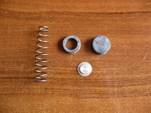 Zestaw naprawczy pompki sprzęgłowej Massey Ferguson 3055 1633118M91 1642034M91