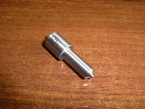 Końcówka wtrysku Massey Ferguson V836854792 33877 776125 SDLLA152M33877 