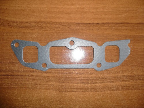 Uszczelka pod kolektor wydechowy Ford New Holland 82845219 E1ADDN9448B